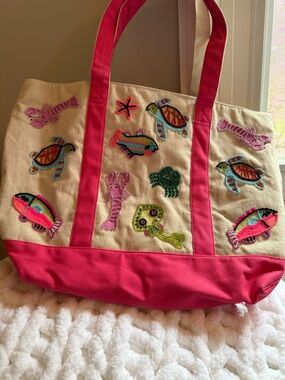 VIRAL - Brand New Embroidered Sea life Canvas Tote in Pink and Cream